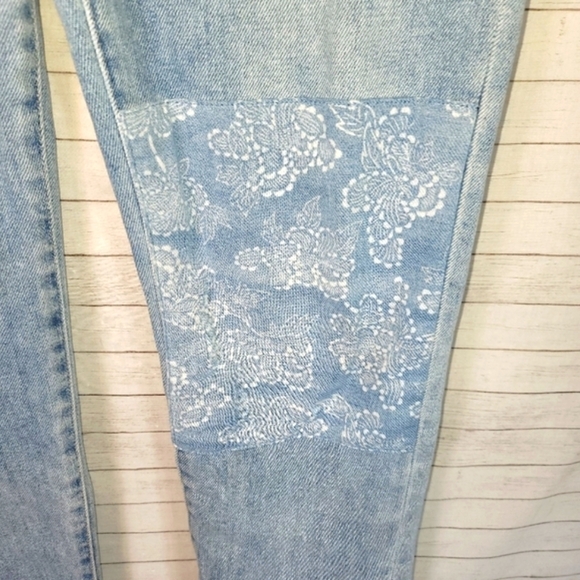 J.CREW SLOUCHY BOYFRIEND JEAN, sz 27 - Picture 3 of 10